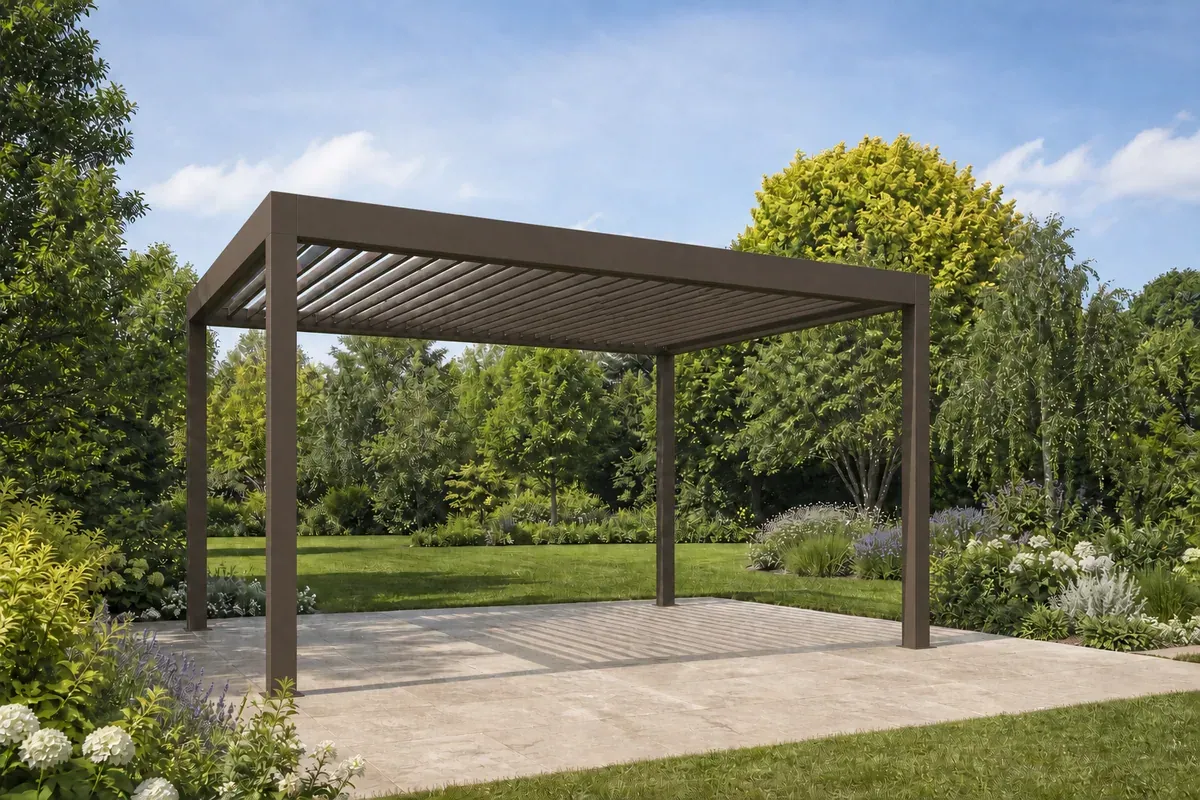 Pergola bronze illustrative avec toit à lames sur une terrasse de jardin.